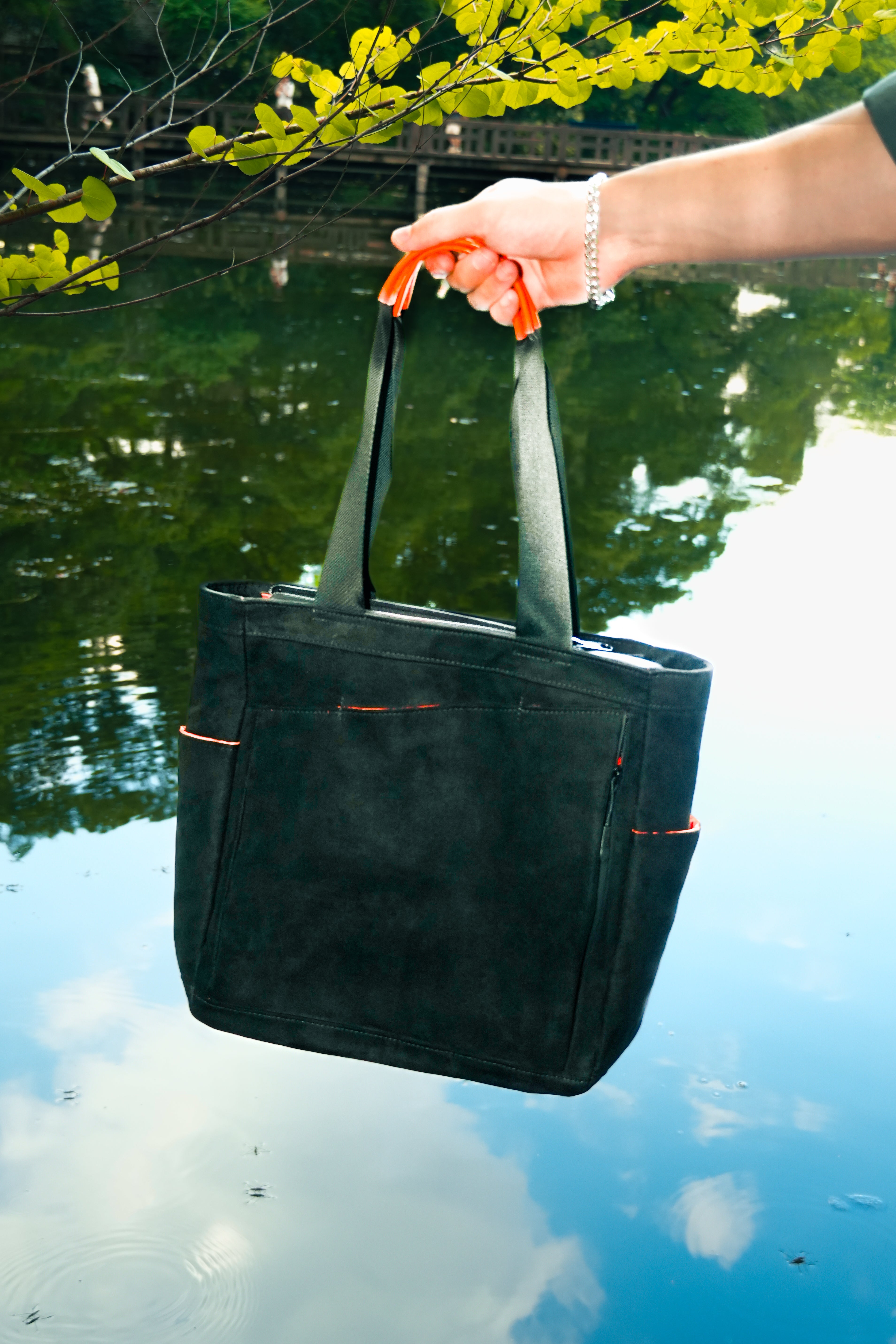 Curaators Everyday Tote