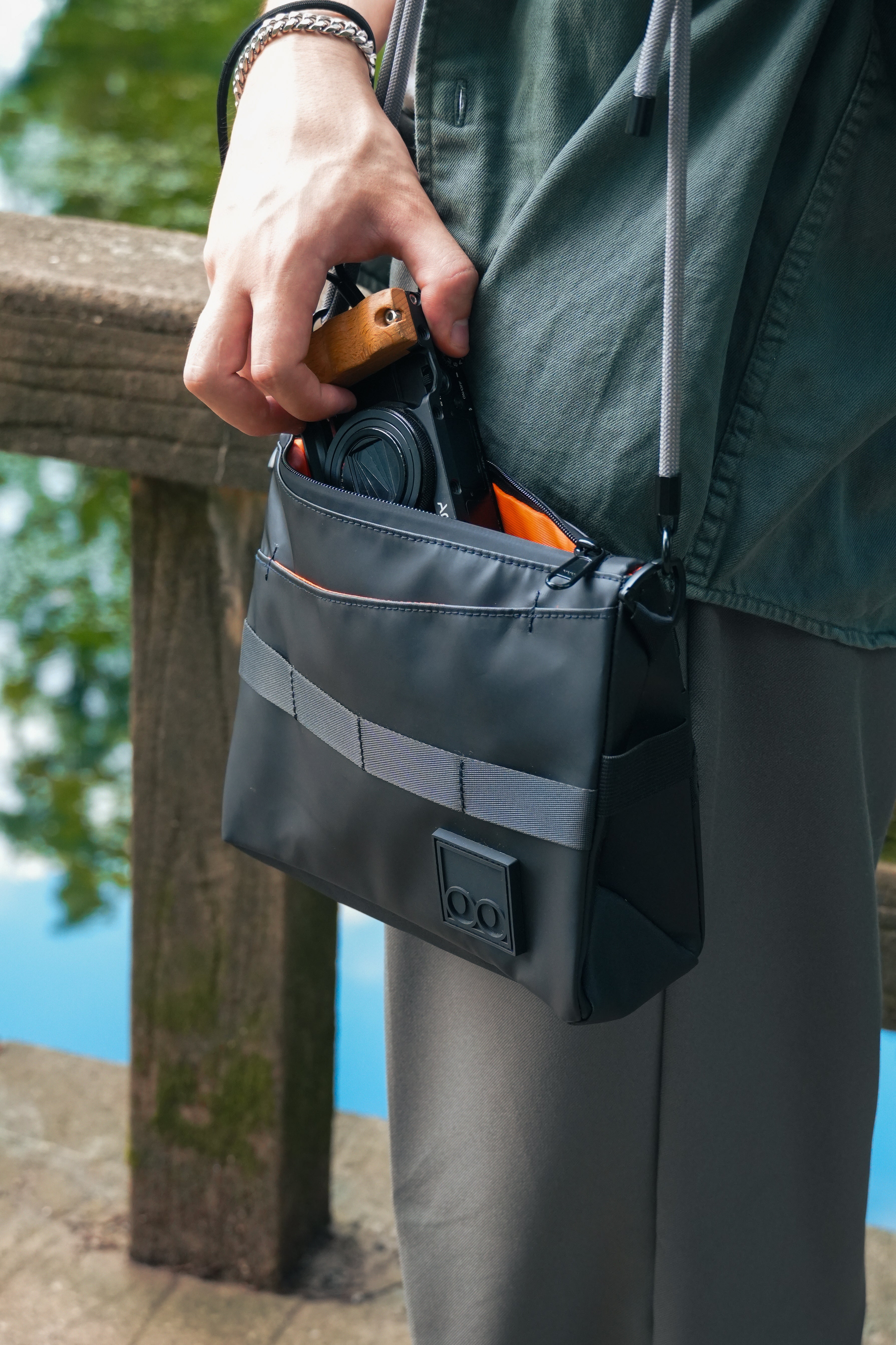 Curaators Everyday Crossbody